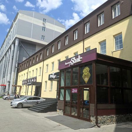 Готель Shale On Komsomolsky Новосибірськ Екстер'єр фото